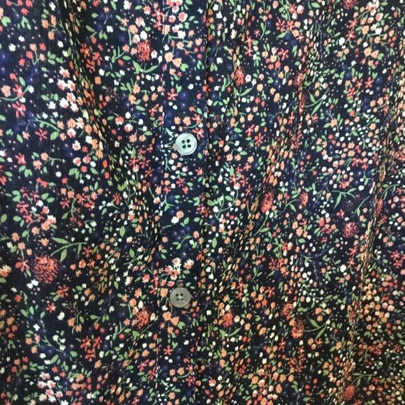 J. Crew Mercantile Floral V-Neck Button-Up Blouse - Picture 4 of 11